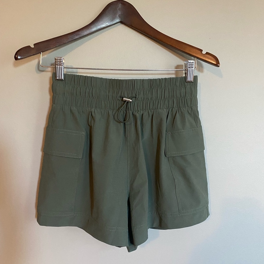 Abercrombie & Fitch Shorts Front Tie Green Size XS - Picture 2 of 7